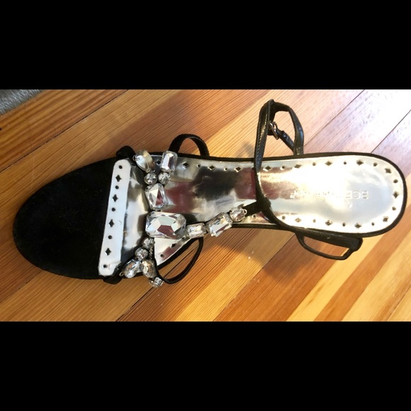 BCBG Generation Dress Stilettos - Picture 5 of 6